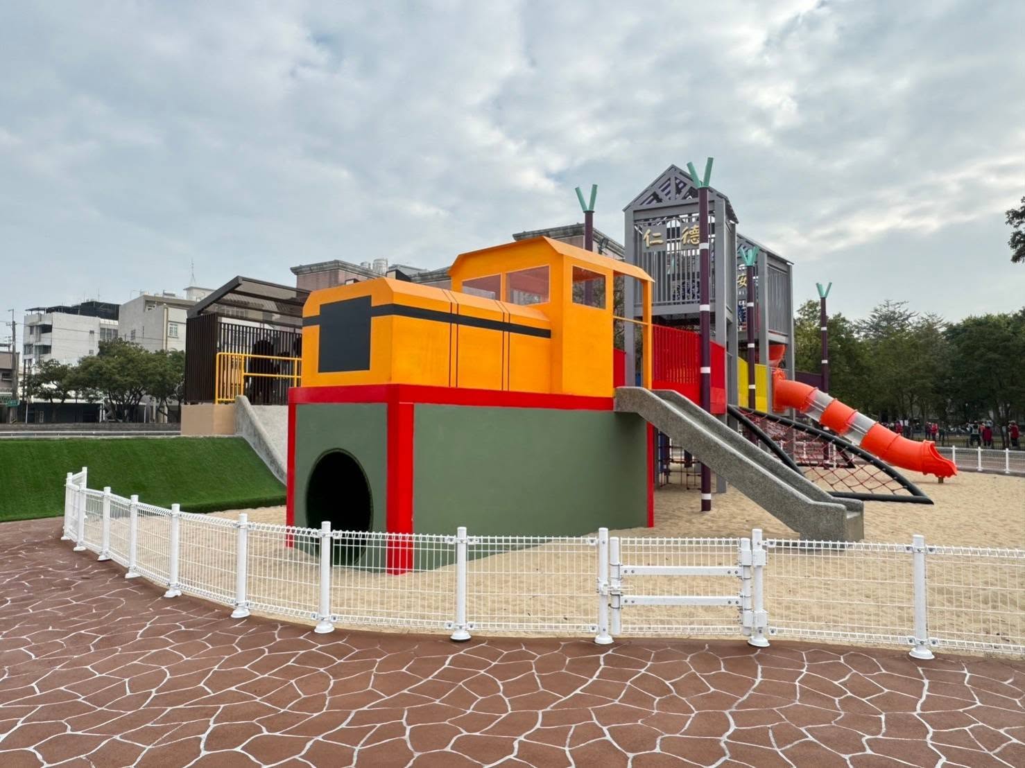 台南仁德公園圖片