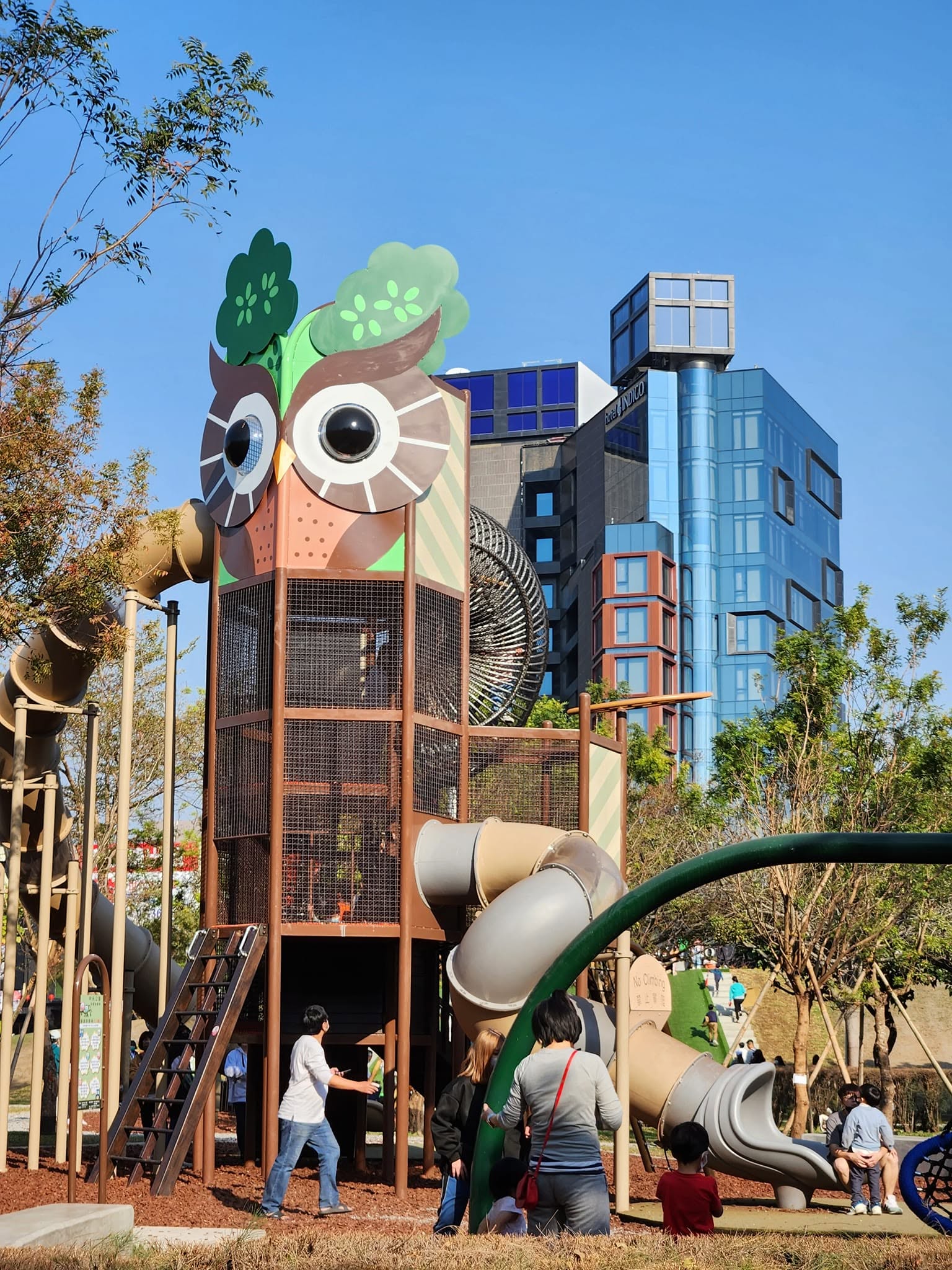 高雄中央公園圖片