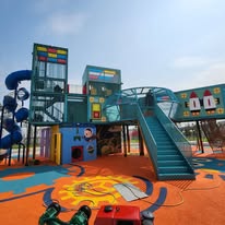 保安機器人共同遊具公園圖片