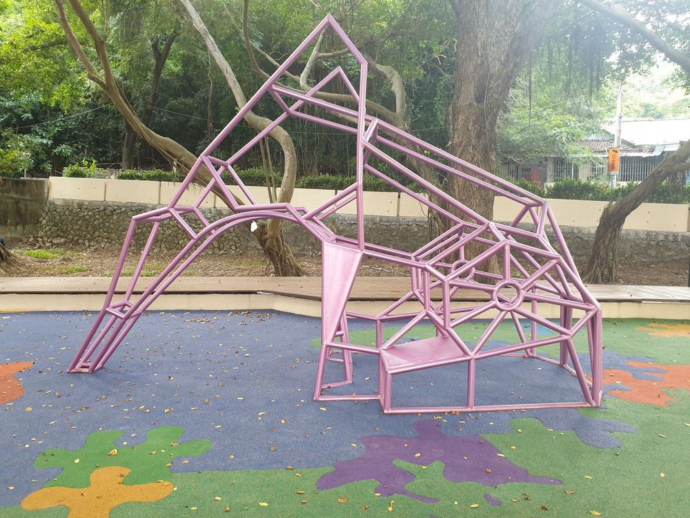 壽山公園大象長頸錄造型圖片