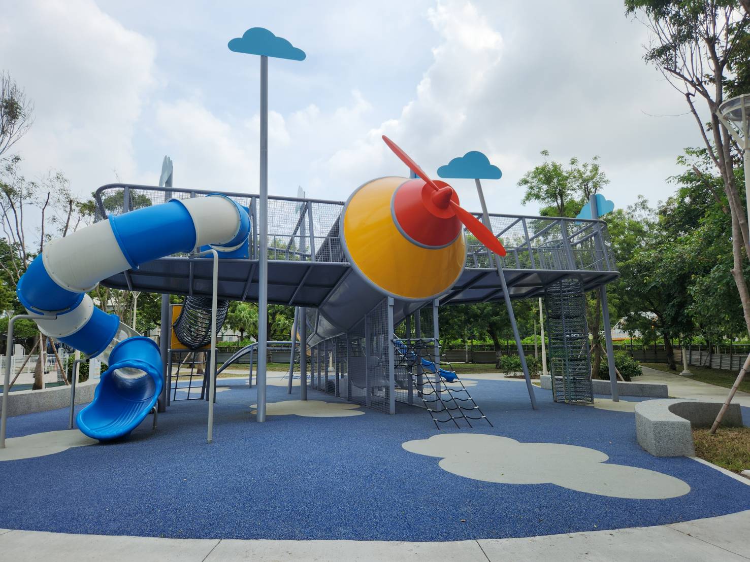 右昌飛機公園圖片